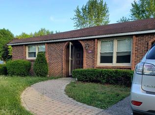 835 Gerten Ave, Aurora, IL 60505