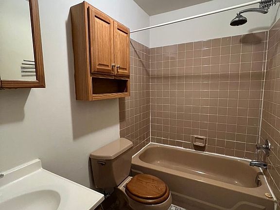 5th image of 701 S 16th St #5131279