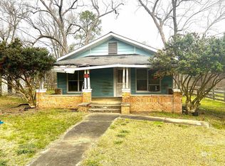 1560 Wolf Log Rd, Flomaton, AL 36441