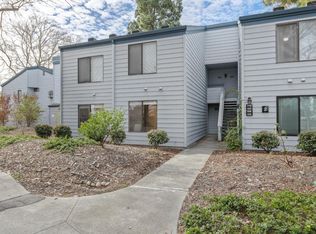 905 W Middlefield Rd APT 917, Mountain View, CA 94043