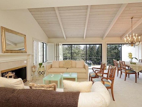 4th image of 168 Sand Hill Cir
