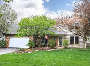 3628 Eliot Ln, Naperville, IL 60564