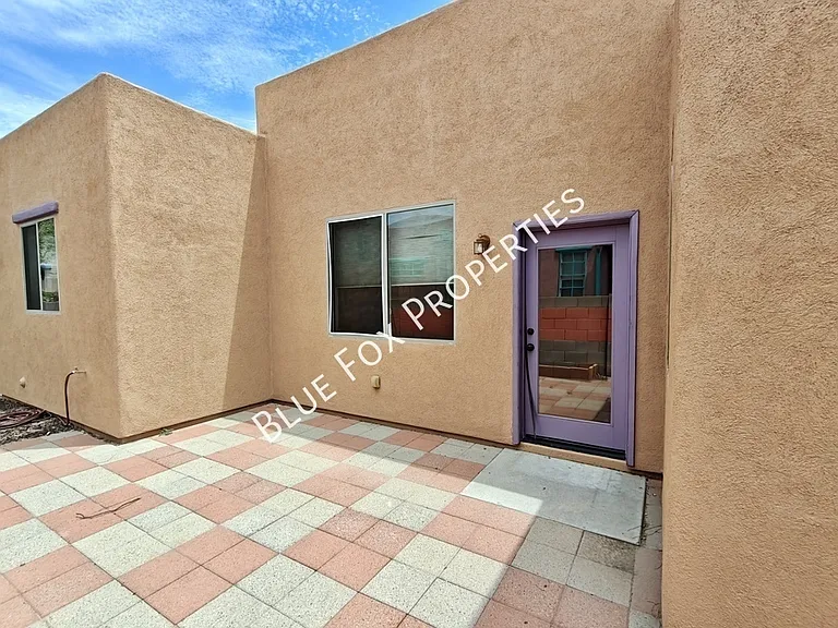 1292 S Paseo Luna Blanca — Photo 23