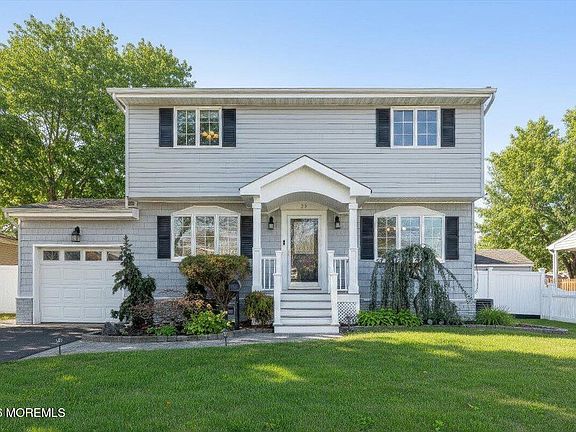 2nd image of 23 Cornell Drive