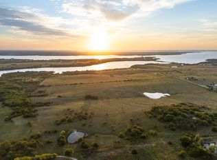 942 Elm Grove Rd, Valley View, TX 76272