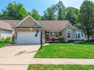 656 Lakeside Dr, Avon Lake, OH 44012