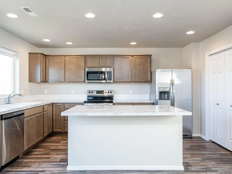 1036 Magic Ave — Photo 8