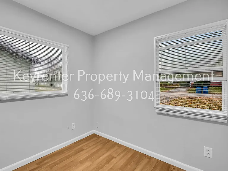 10521 Duke Dr — Photo 9