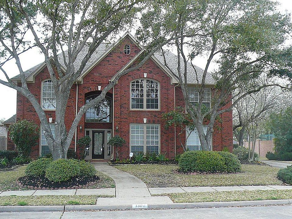 1st image of 3302 S Lake Village Dr