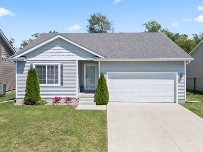 4315 E 48th St, Des Moines, IA, 50317