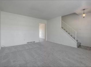 8940 Pflumm Rd, Lenexa, KS 66215