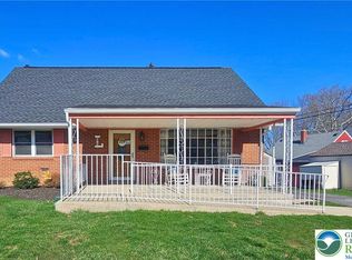 875 Poplar Rd, Hellertown, PA 18055