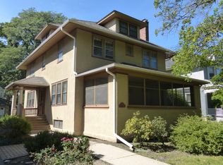 224 S La Grange Rd, La Grange, IL 60525