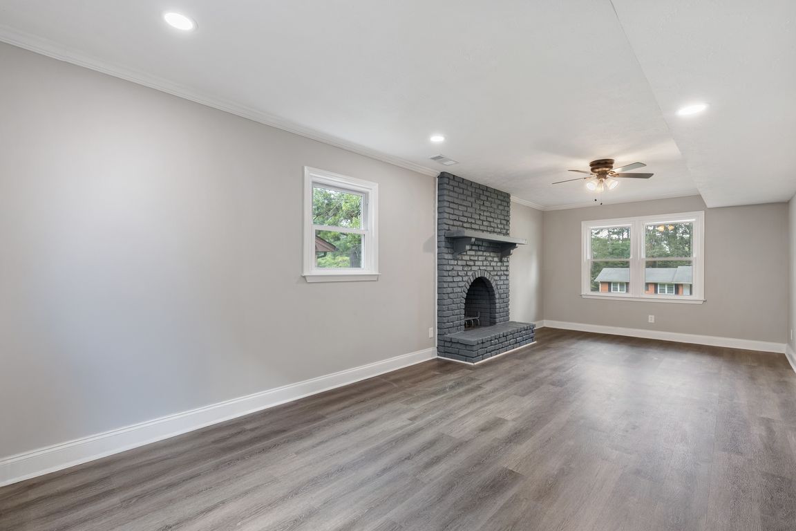 next background image