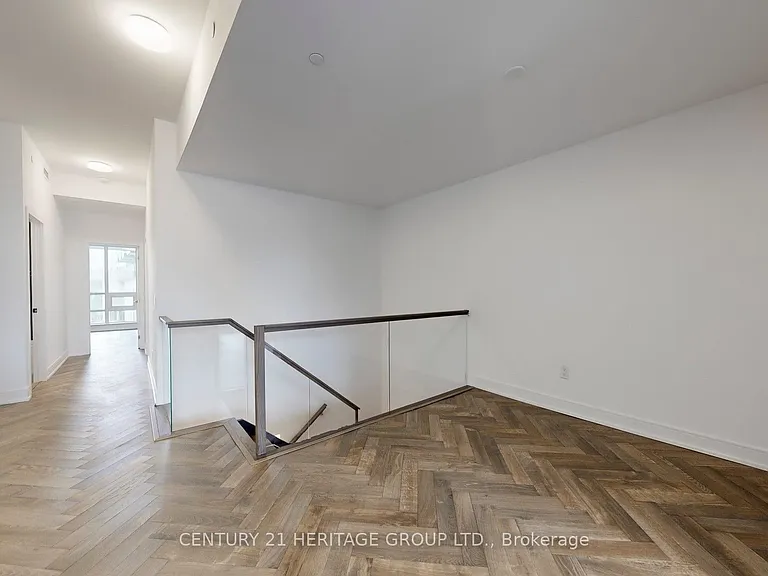 8888 Yonge St #103-L/W — Photo 15