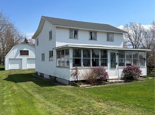 10350 W Lake Rd, Ripley, NY 14775