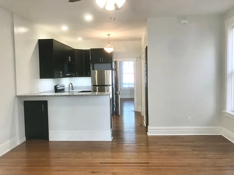 3005 Sidney St #1 — Photo 7