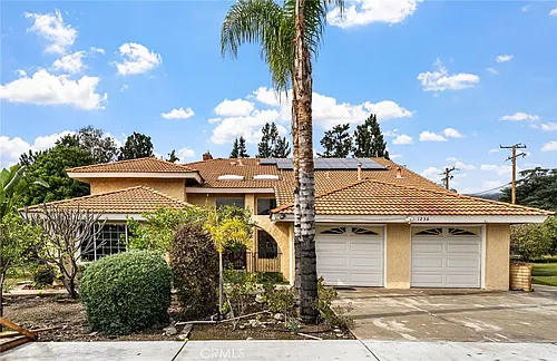 1236 E Sierra Madre Ave Photo 1