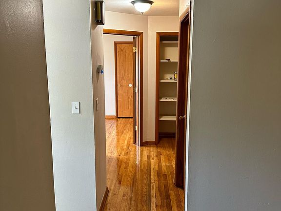 5th image of 2421 Quail Dr #A