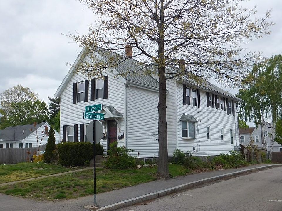 2nd image of 28 River St