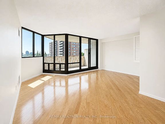 5th image of 40 Baif Blvd S #506