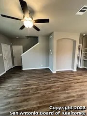 2031 Silver Oaks — Photo 8