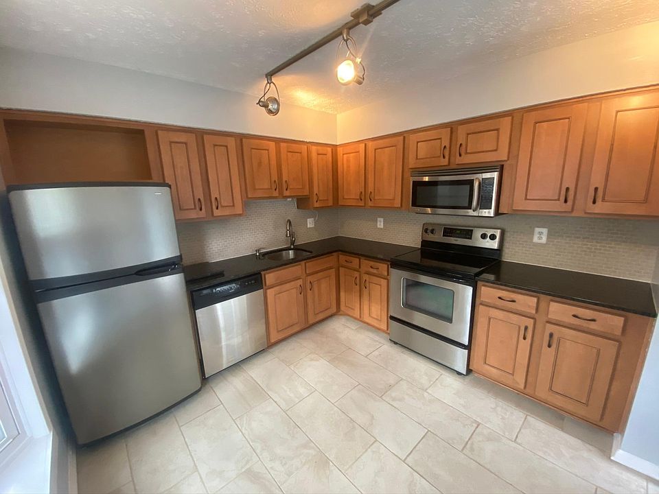1st image of 5725 Independence Cir