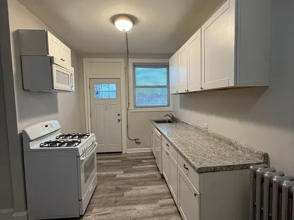 3249/3251 S Kenilworth Avenue, 3249-51 S Kenilworth Ave #3S-3249, Berwyn, IL 60402