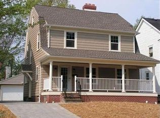 950 Dresden Rd, Cleveland Heights, OH 44112