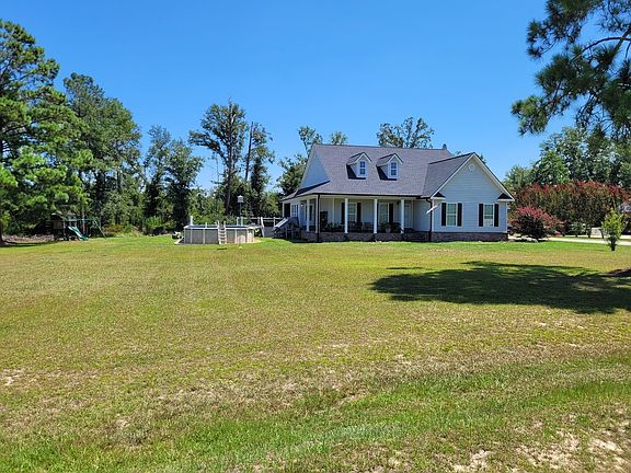 3rd image of 1024 Holly Estates Rd