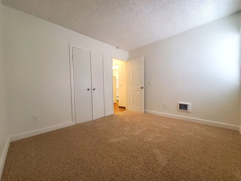 Emerald Vista — Photo 54