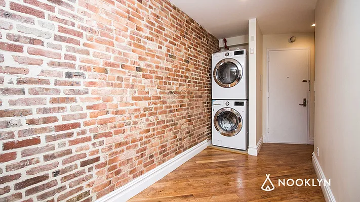 Rented by Nooklyn NYC LLC | media 4