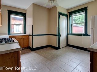 830 16th Ave, Moline, IL 61265