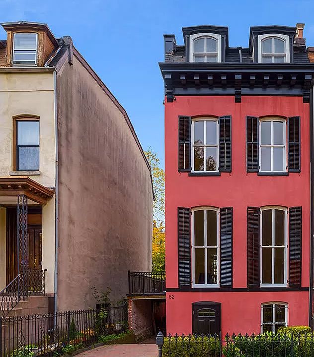 1st image of 62 Cambridge Pl