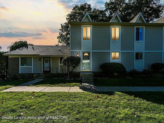 2nd image of 5771 Bois Ile Dr #128