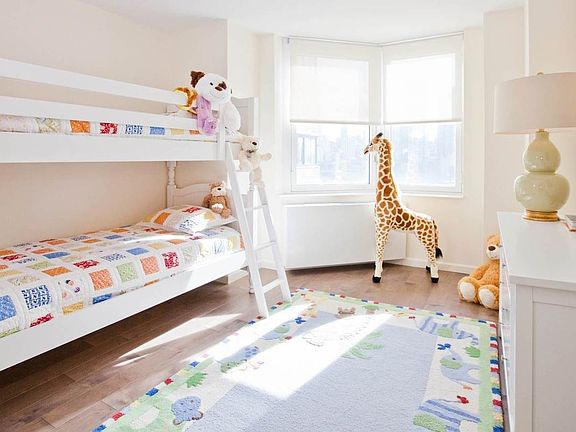 4th image of 1 River Pl APT 3212
