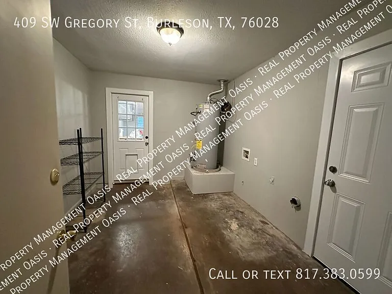 409 SW Gregory St — Photo 18
