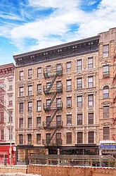 Rented by Living New York