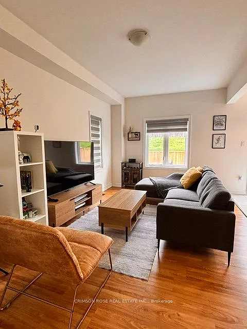 3 bed, $2,550 — Photo 4