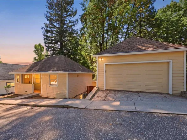 531 N Pine St, Nevada City, CA 95959