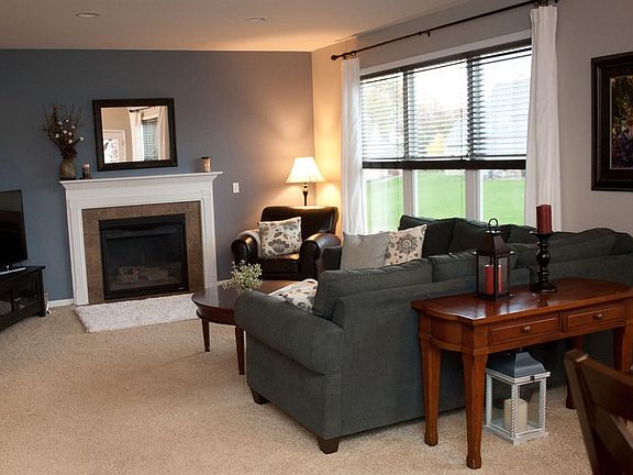 5th image of 3266 Eastridge Dr