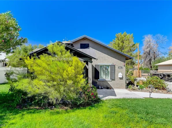 121 N Whitmore St, Overton, NV 89040