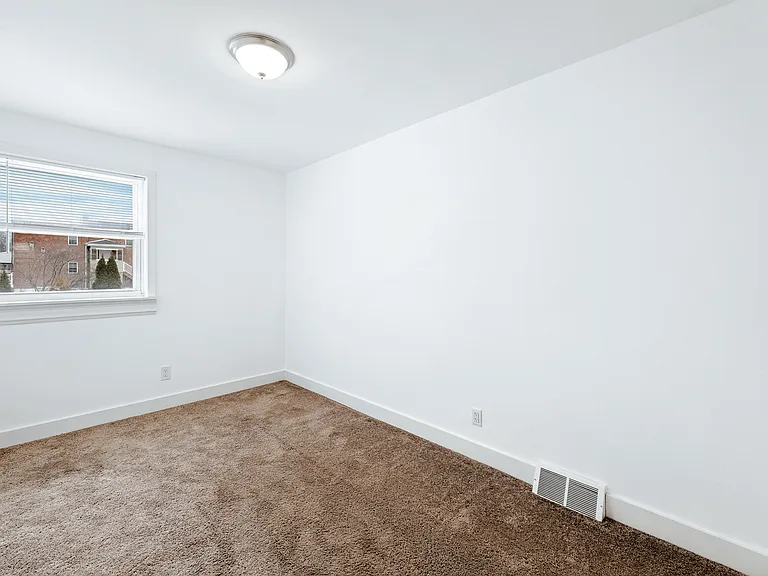 12450 Knights Rd #2 — Photo 17