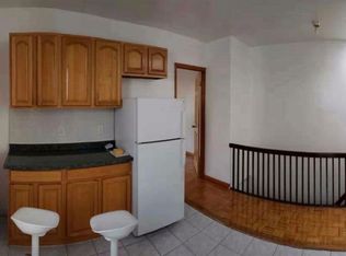 15827 75th Rd, Fresh Meadows, NY 11366