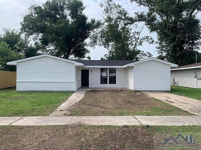 1st image of 504 Hibernia Pl