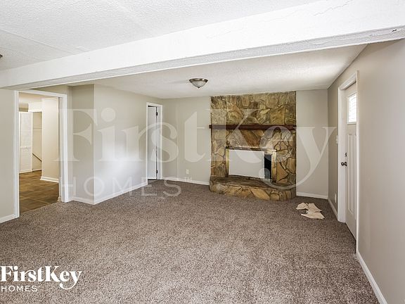 4th image of 9208 Thayer Rd