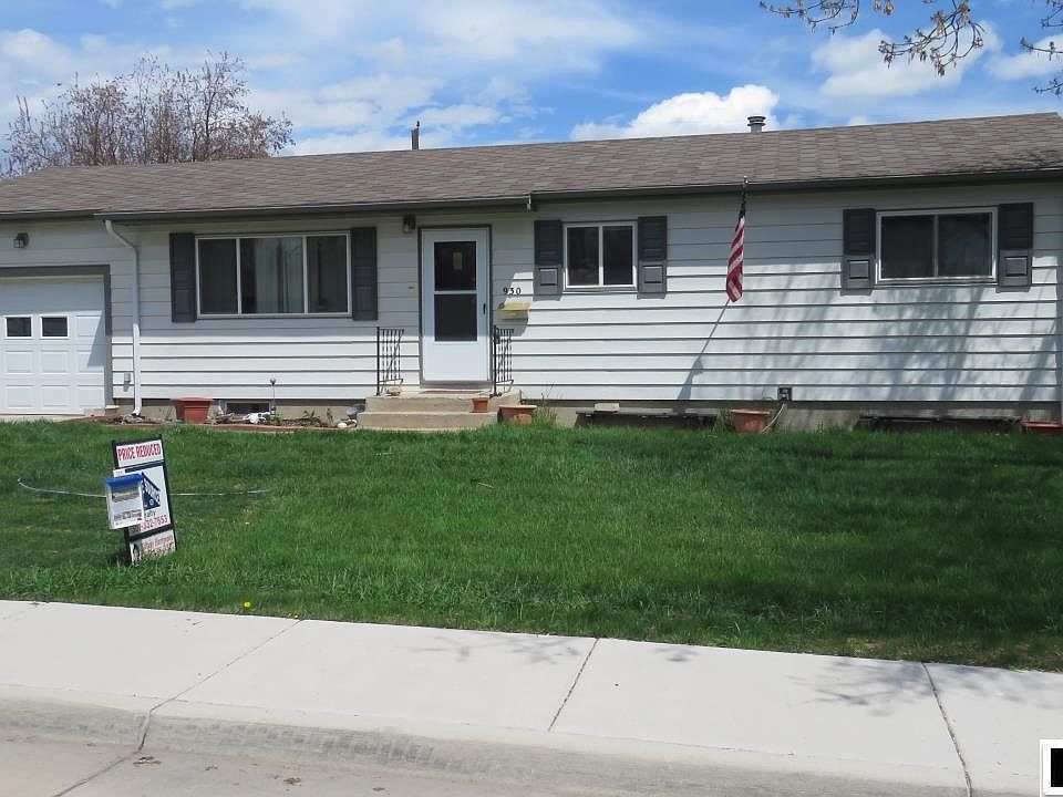 1st image of 930 McDougall Dr