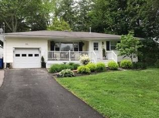 1 Myrtle Ave, Lebanon, NJ 08833