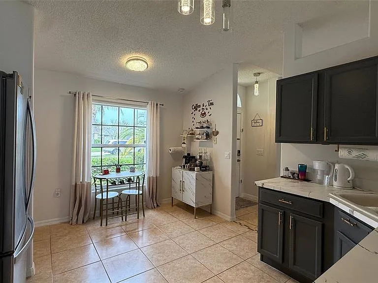 1381 Fallwood Dr — Photo 11