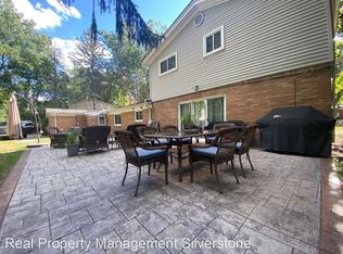 28514 Lincolnview Dr, Farmington Hills, MI 48334